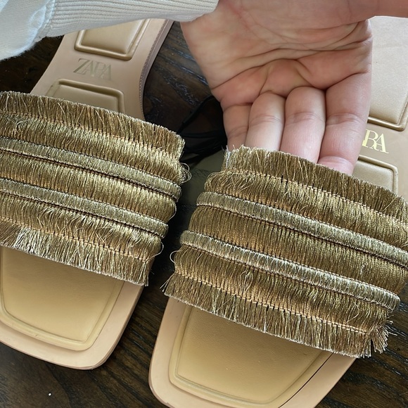 Zara Flat Sandals With Fringe Square Toes Golden - Picture 10 of 12